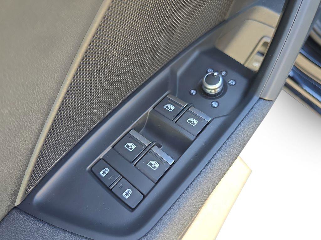 Used 2024 Audi A3 2.0T Premium FWD image 8
