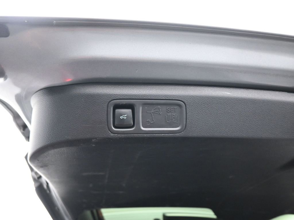 Certified 2024 Ford Expedition Max XLT image 27