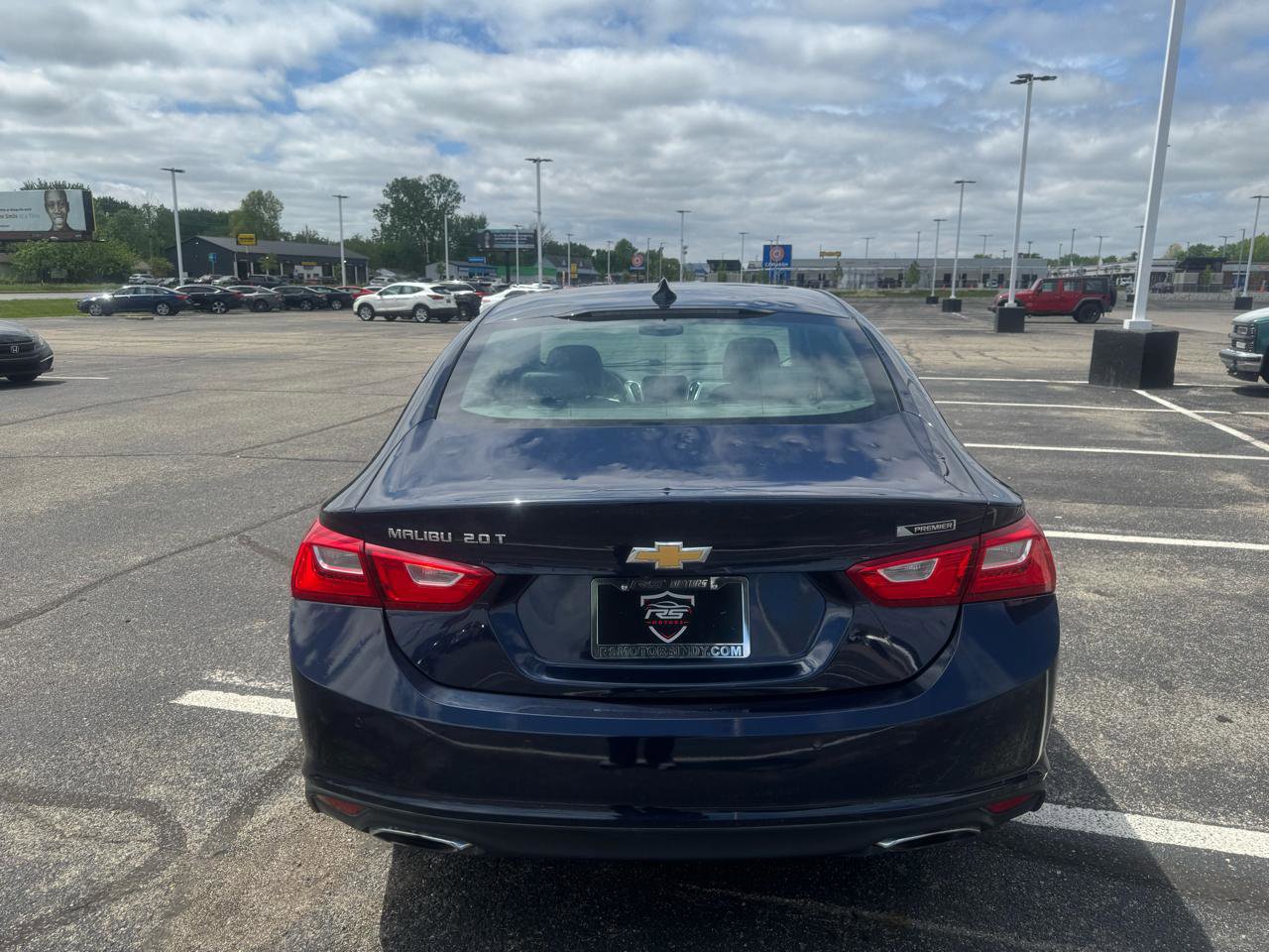 Used 2018 Chevrolet Malibu Premier w/ Premier Sun and Wheel Package FWD image 8