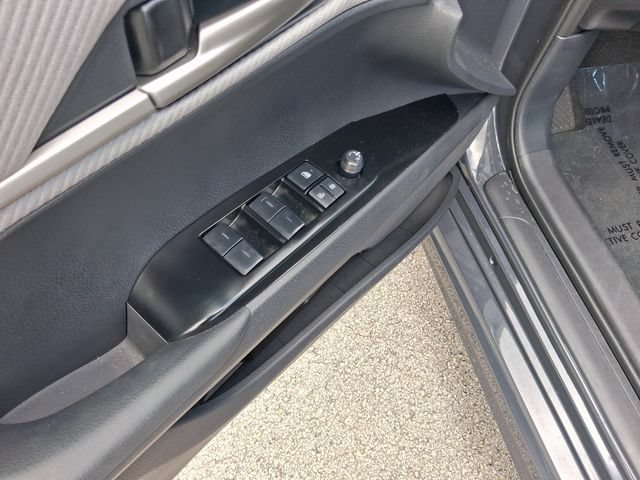 Used 2026 Toyota Camry SE FWD image 14