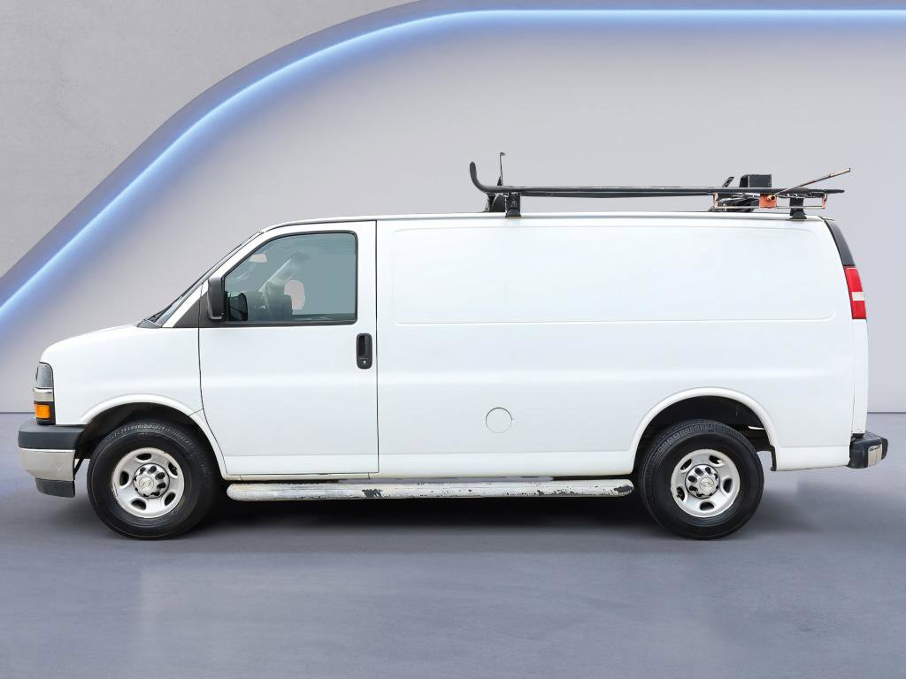 Used 2018 Chevrolet Express 2500 w/ Driver Convenience Package image 2