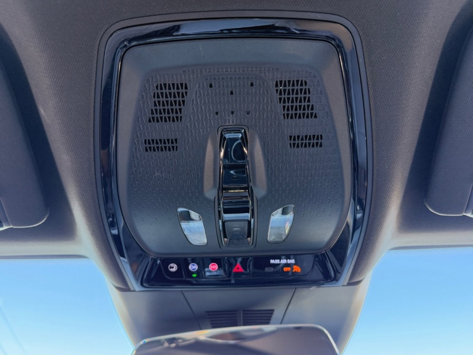 Used 2024 Cadillac Lyriq Luxury w/ LPO, Floor Liner Package image 34