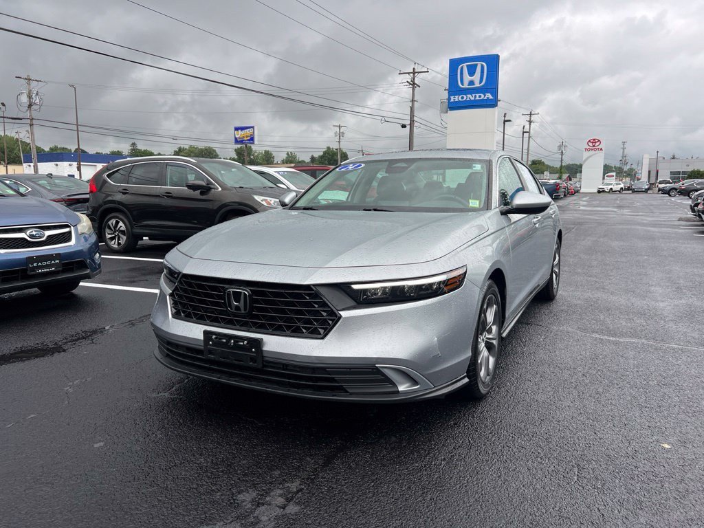 Used 2024 Honda Accord EX image 1