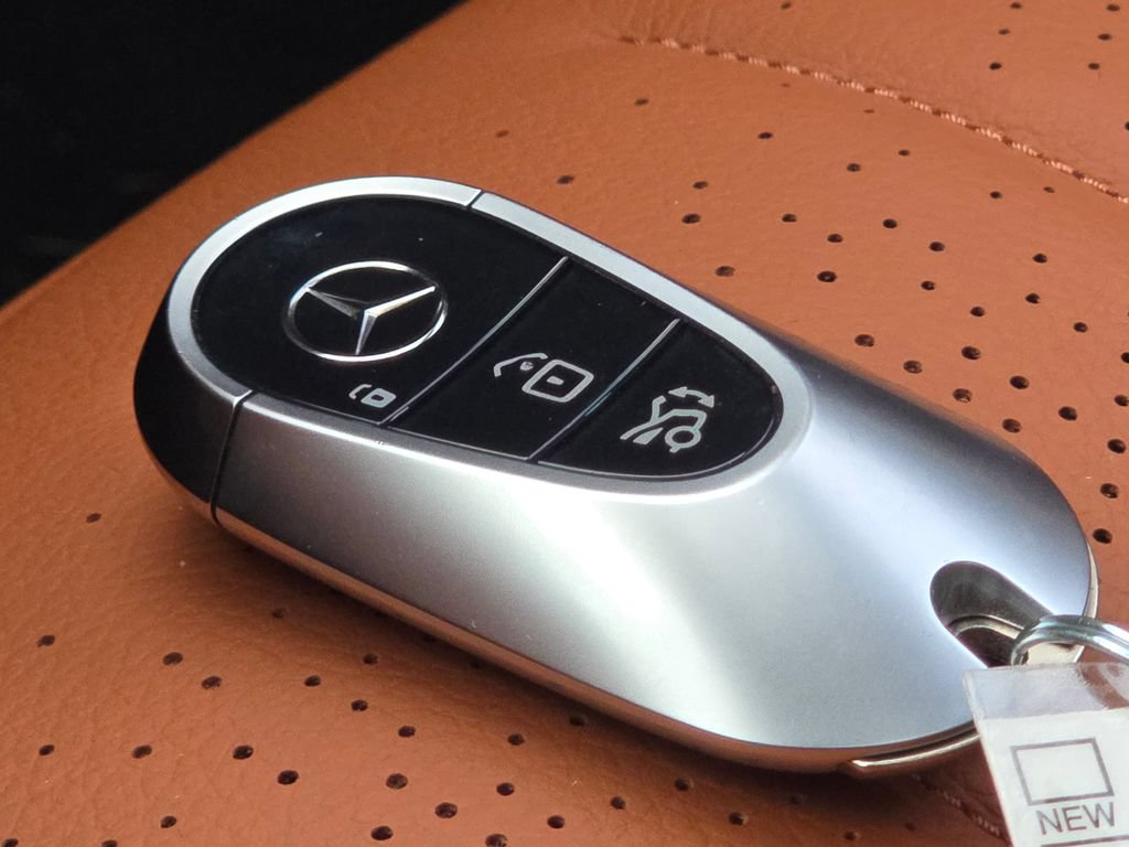 Used 2022 Mercedes-Benz S 580 4MATIC Sedan image 40