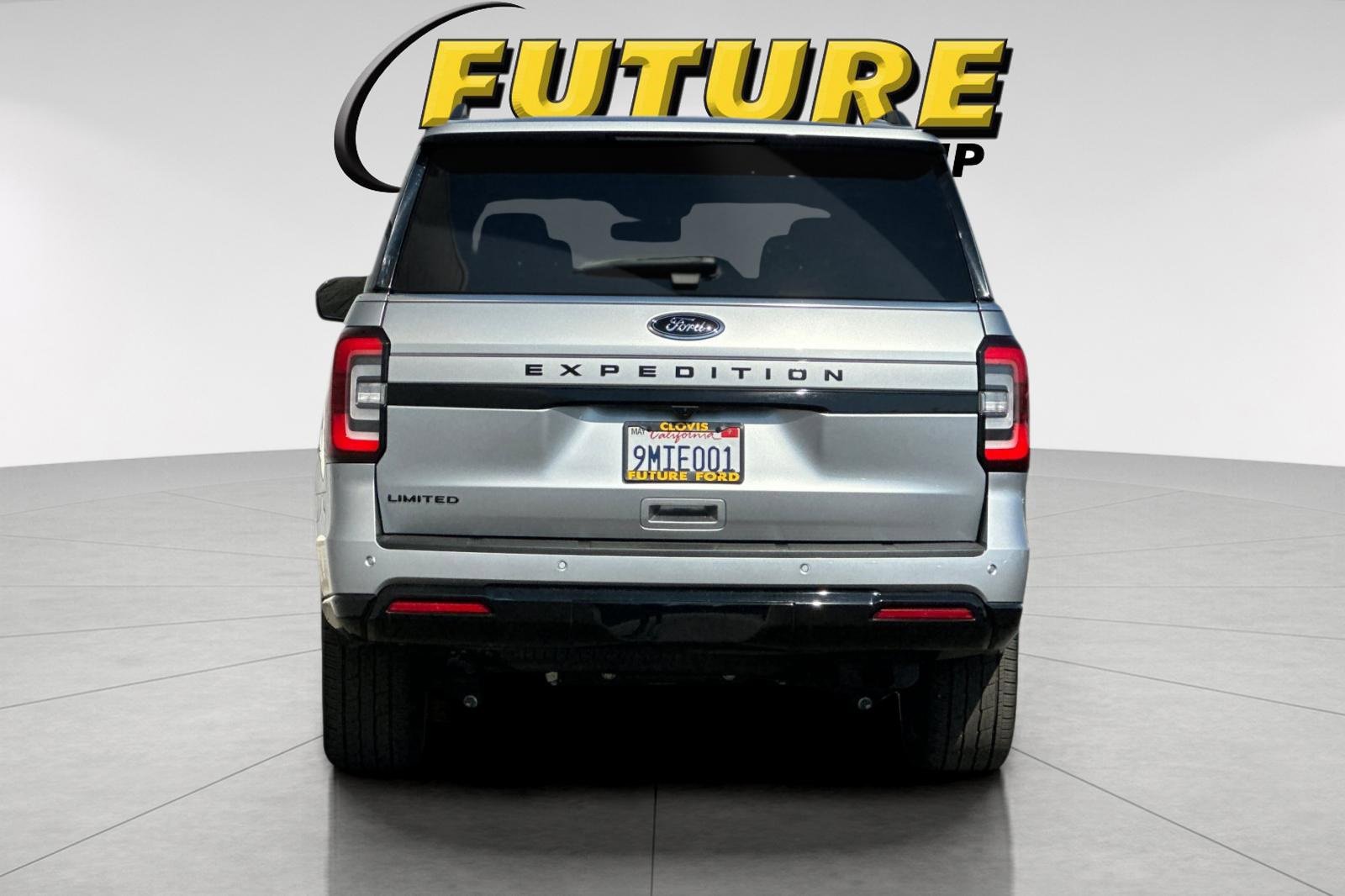 Certified 2024 Ford Expedition Limited image 4
