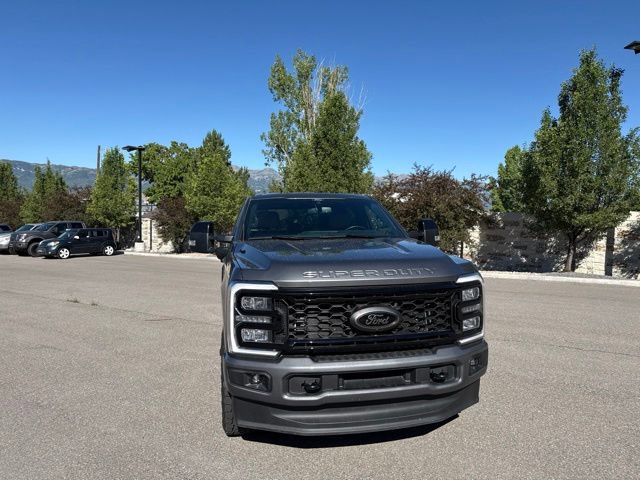 Used 2025 Ford F350 Lariat w/ Black Appearance Package AWD/4WD image 17