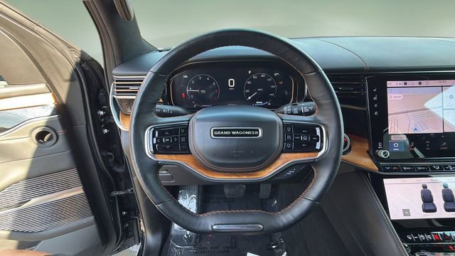Used 2024 Jeep Grand Wagoneer L Series III AWD/4WD image 11