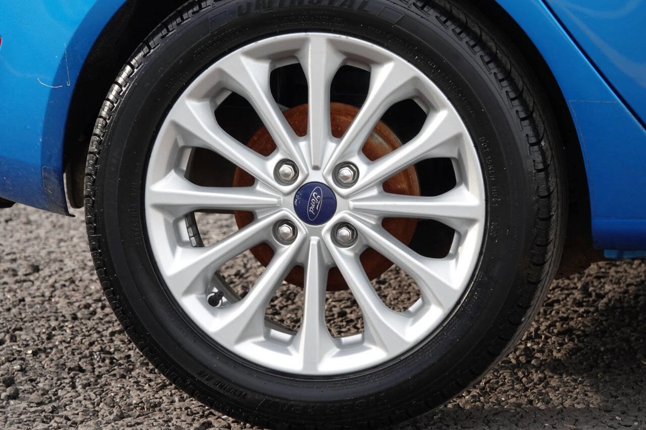 Used 2014 Ford Fiesta SE w/ Equipment Group 201A FWD image 50