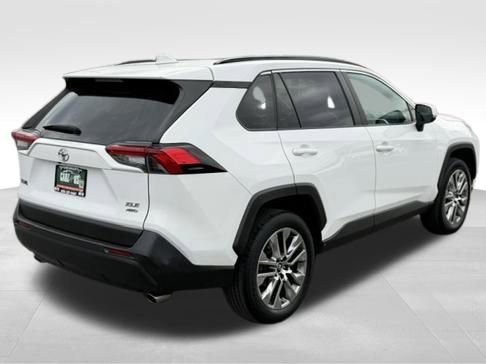 Used 2019 Toyota RAV4 XLE Premium w/ Cold Weather Package image 6