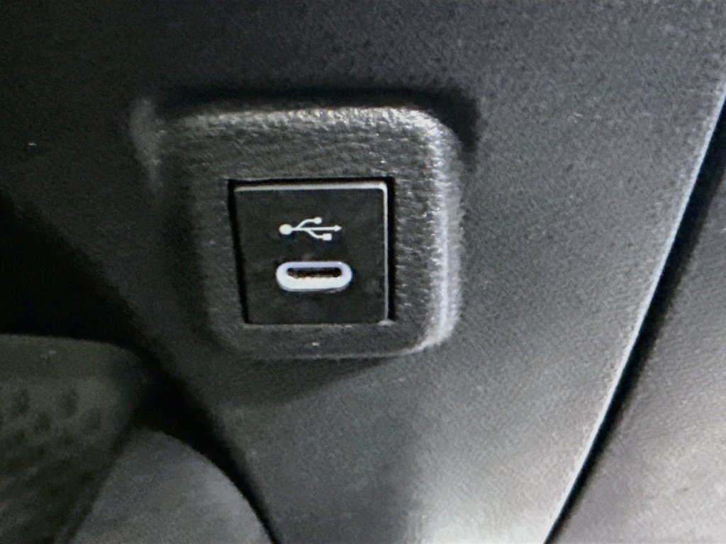 Used 2024 Toyota Corolla LE FWD image 40