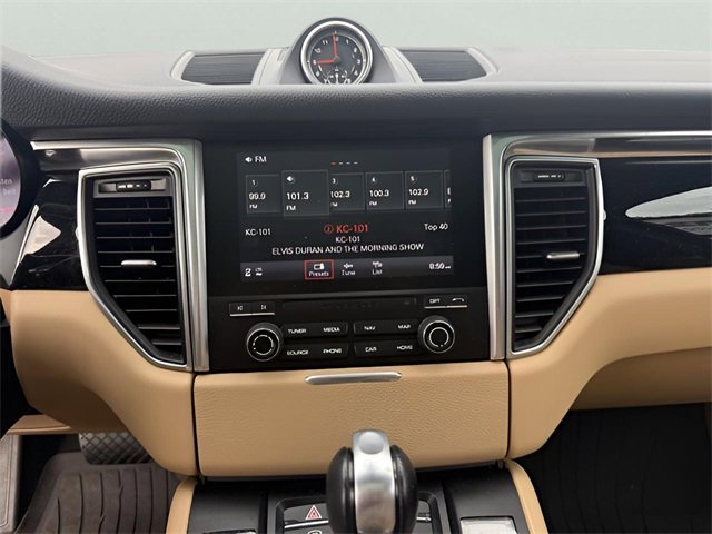 Used 2018 Porsche Macan S image 16