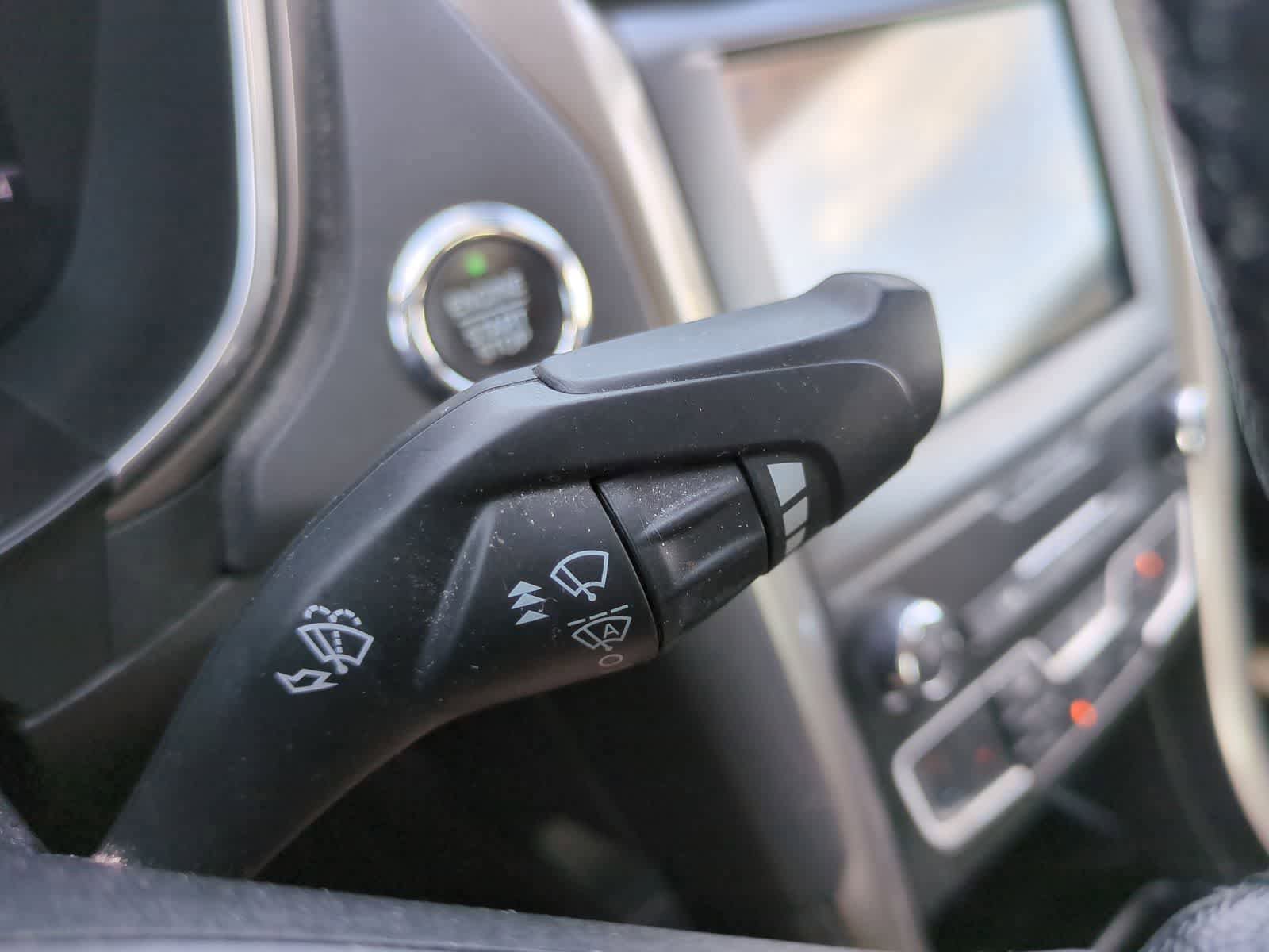 Used 2020 Ford Fusion SEL FWD image 25