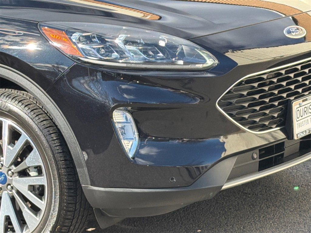Used 2022 Ford Escape Titanium image 6