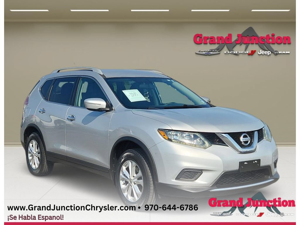Used 2014 Nissan Rogue SV