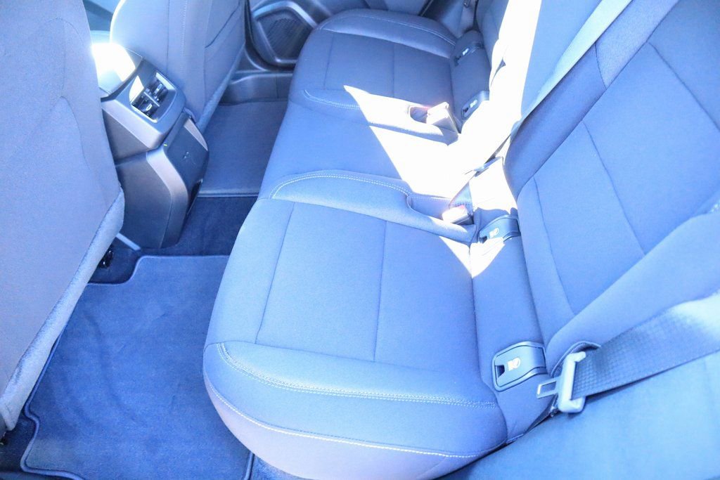 New 2026 Chevrolet Equinox EV LT image 12