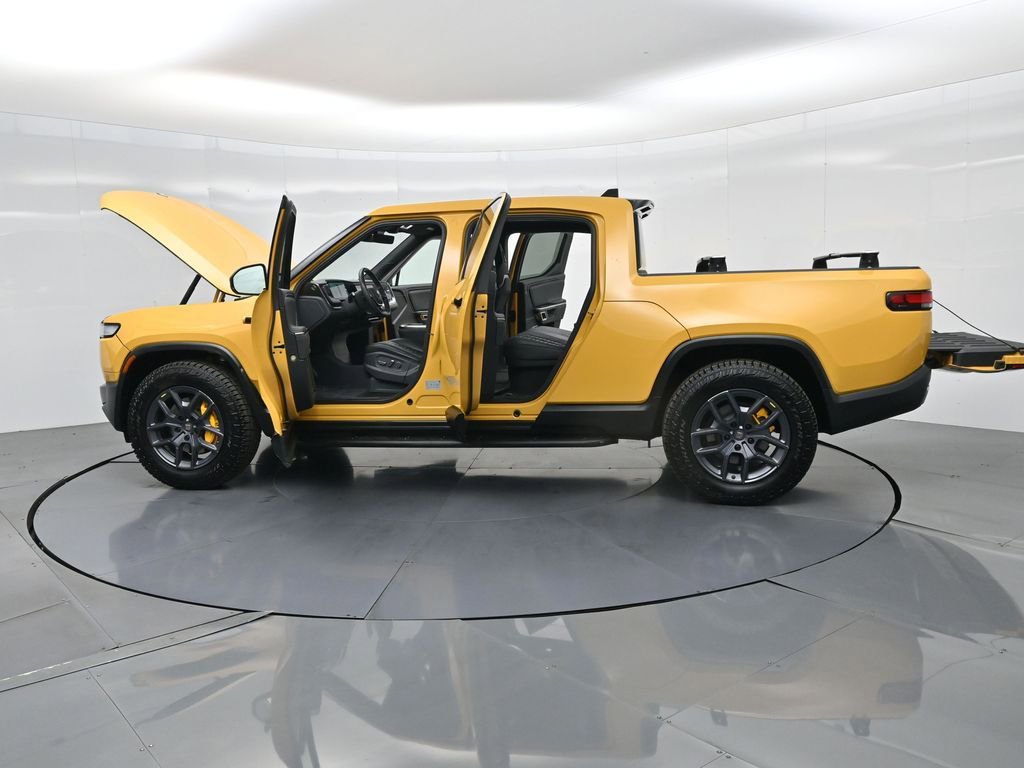Used 2022 Rivian R1T Adventure image 39