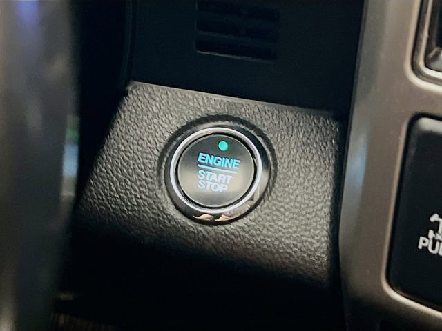 Used 2020 Ford F150 Platinum w/ Equipment Group 701A Luxury image 16