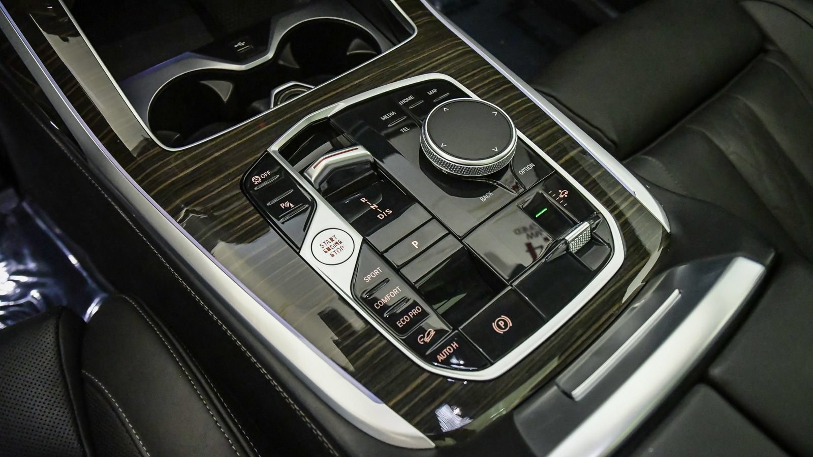 Certified 2024 BMW X7 xDrive40i AWD/4WD image 21