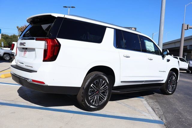 New 2026 GMC Yukon XL Elevation w/ Elevation Premium Package RWD image 8