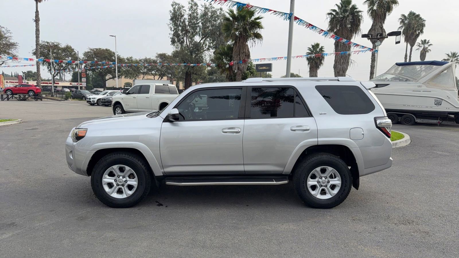 Used 2016 Toyota 4Runner SR5 image 5
