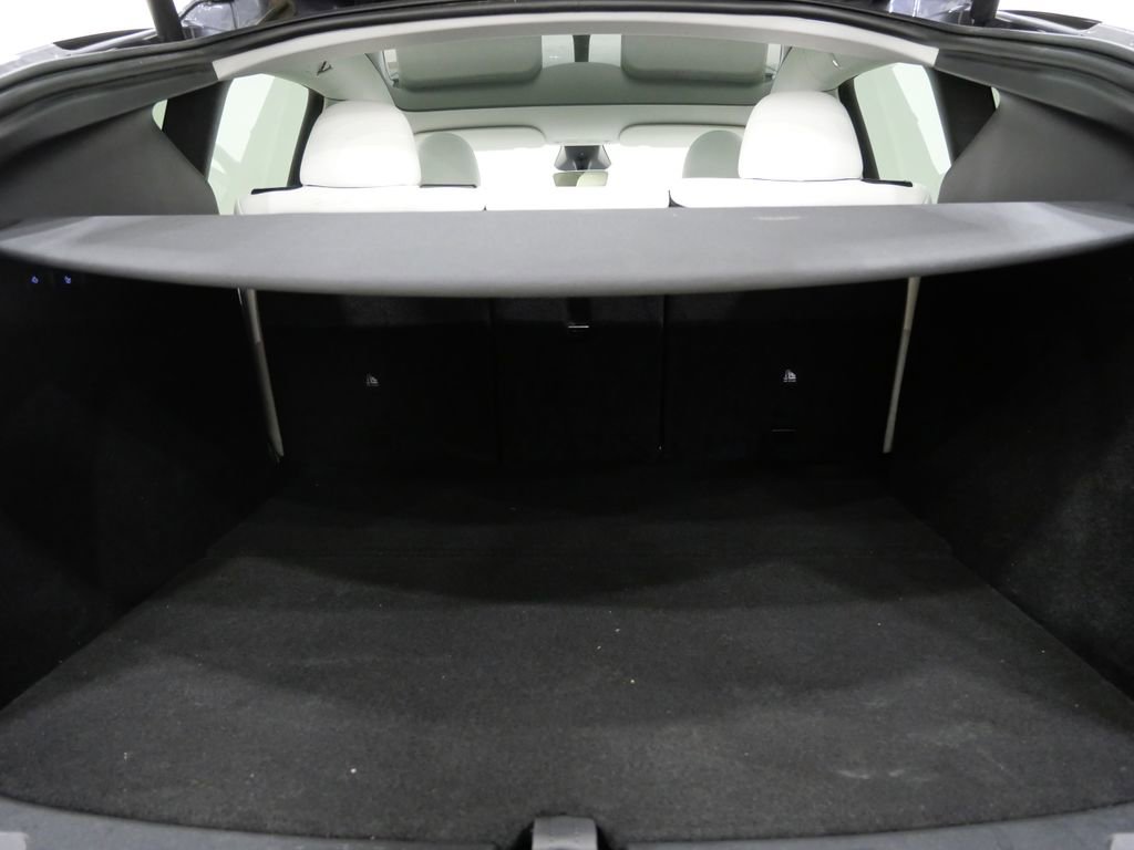 Used 2023 Tesla Model Y Performance image 21