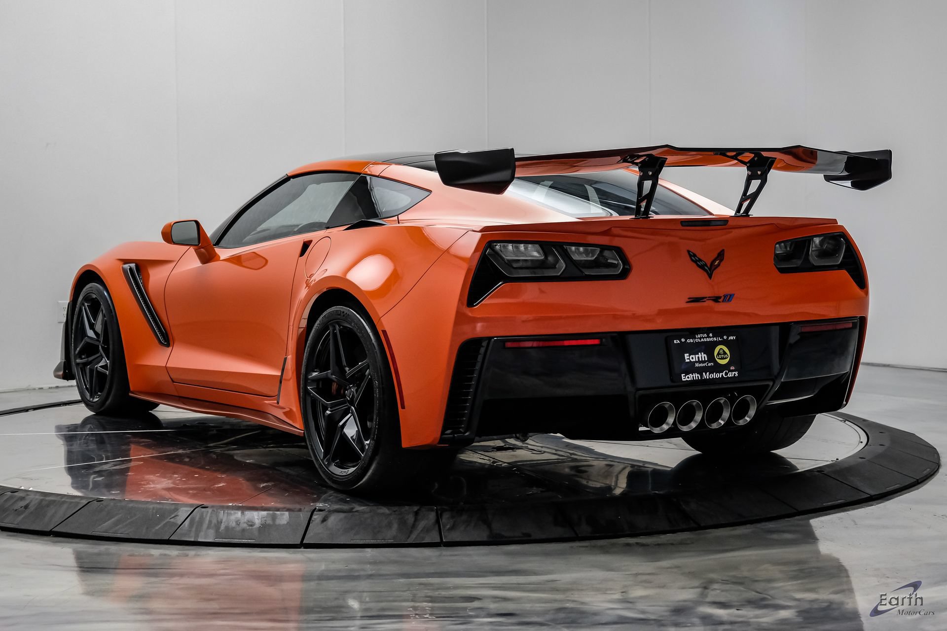 Used 2019 Chevrolet Corvette ZR1 RWD image 12