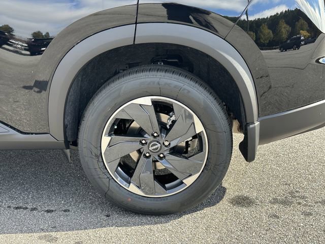 New 2026 Nissan Rogue SV image 15