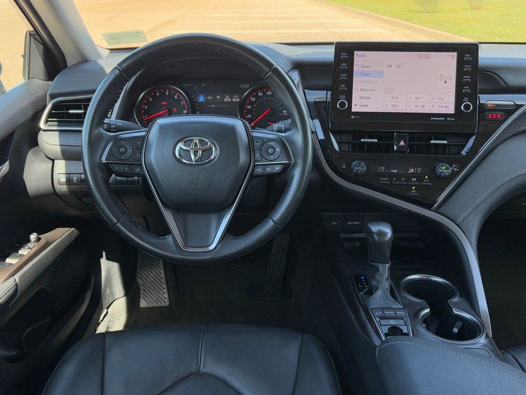 Used 2024 Toyota Camry XSE FWD image 9
