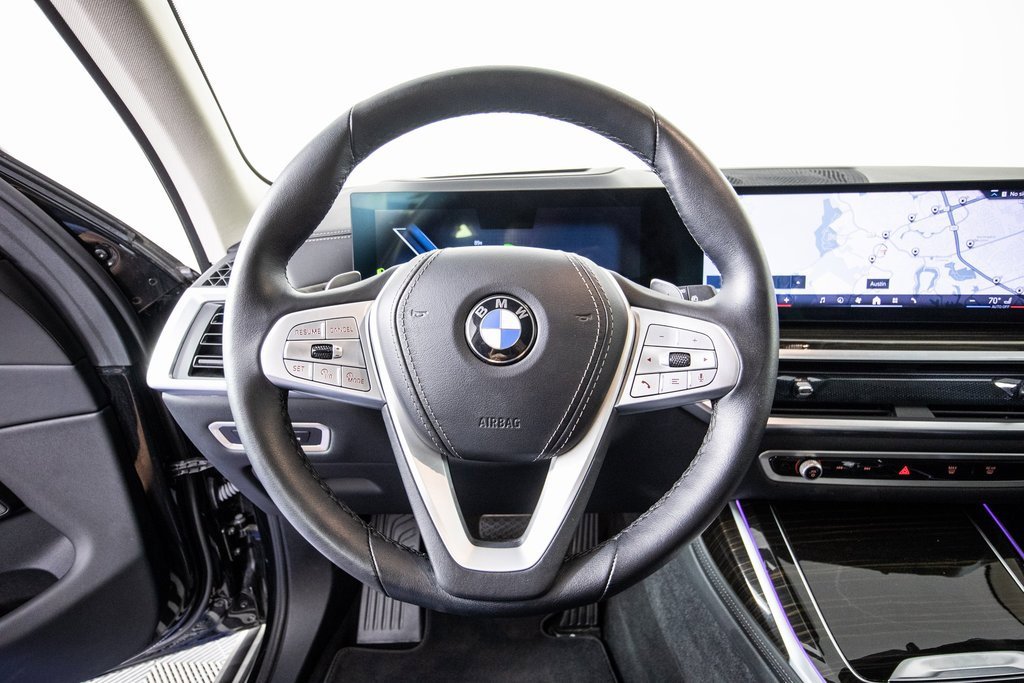 Used 2024 BMW X7 xDrive40i image 21