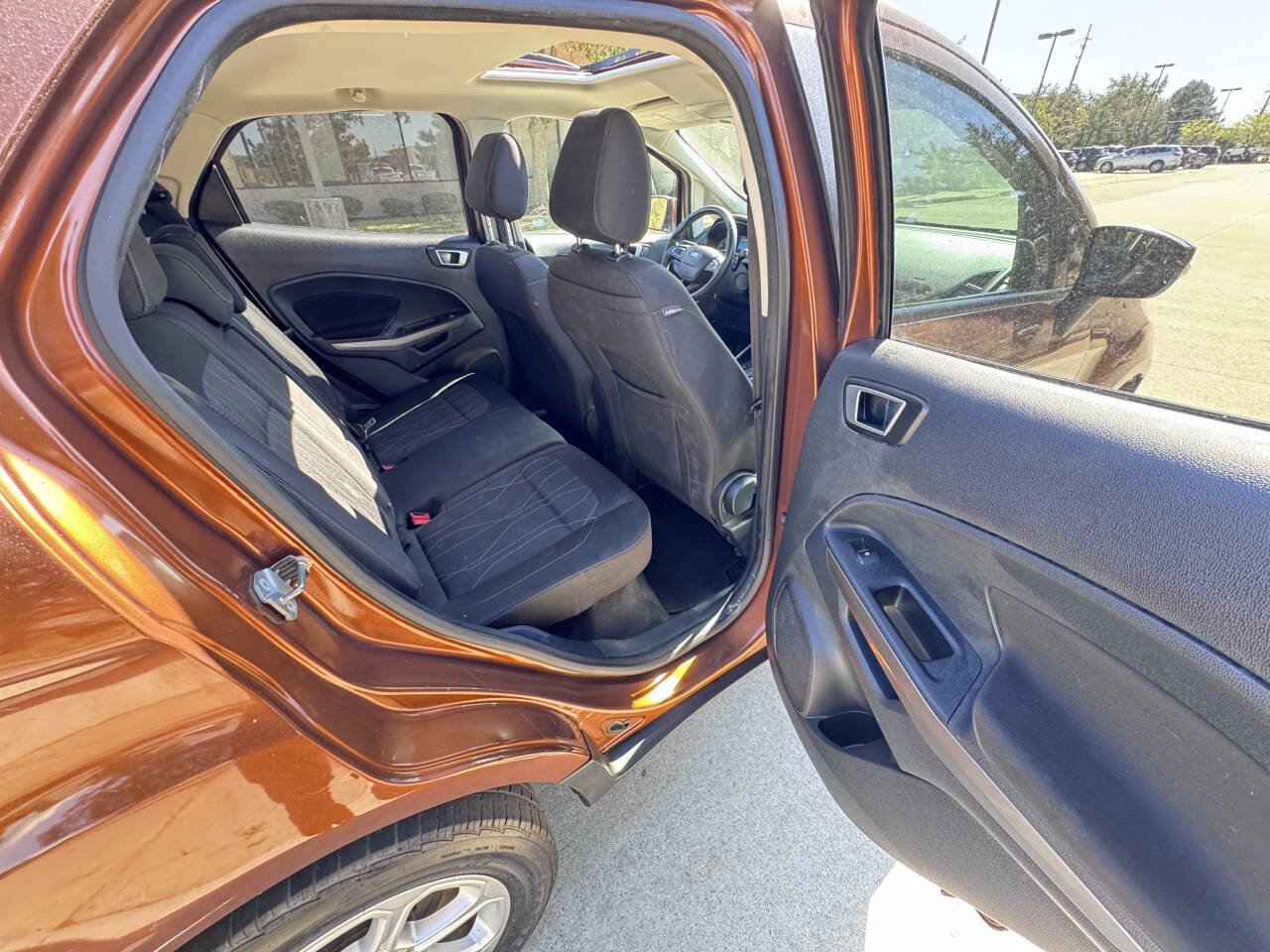 Used 2019 Ford EcoSport SE image 18