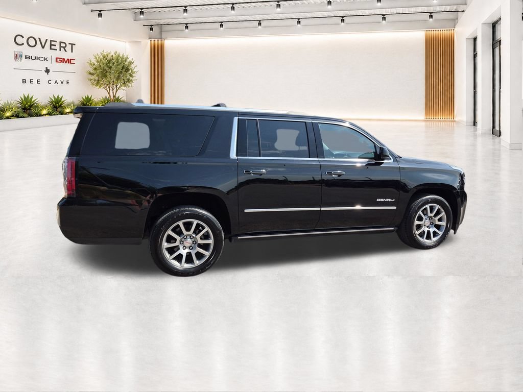 Used 2019 GMC Yukon XL Denali AWD/4WD image 12