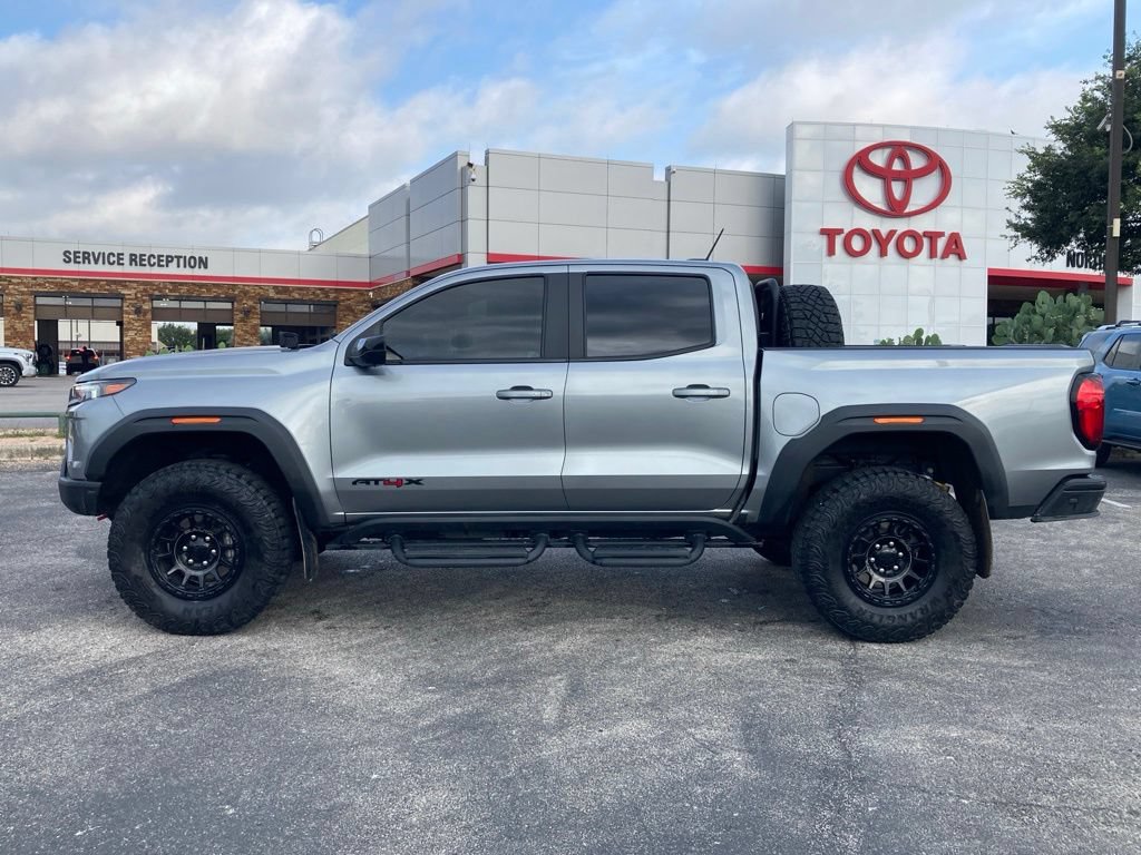 Used 2024 GMC Canyon AT4X w/ AT4X AEV Edition AWD/4WD image 8