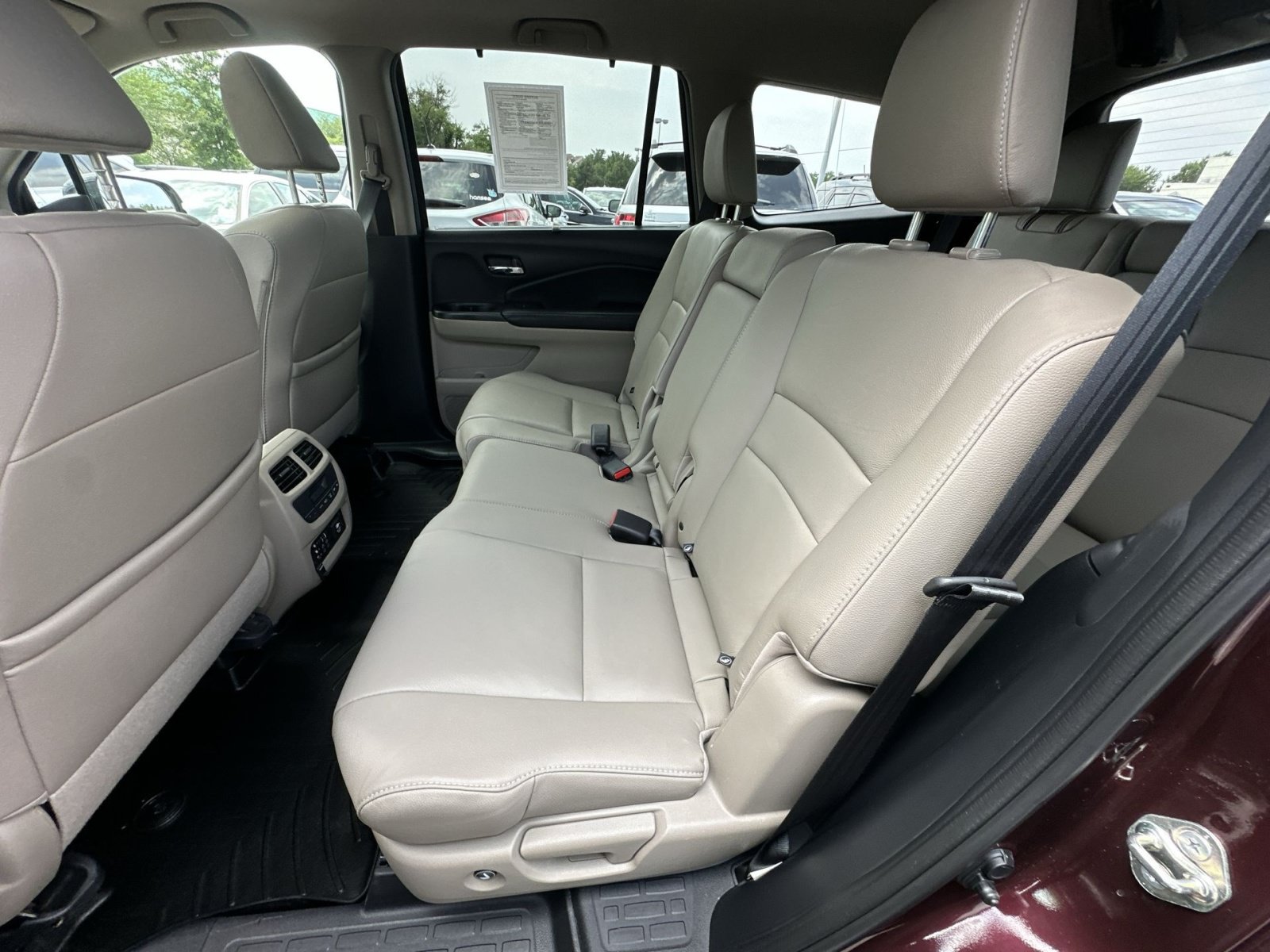 Used 2017 Honda Pilot Touring image 32