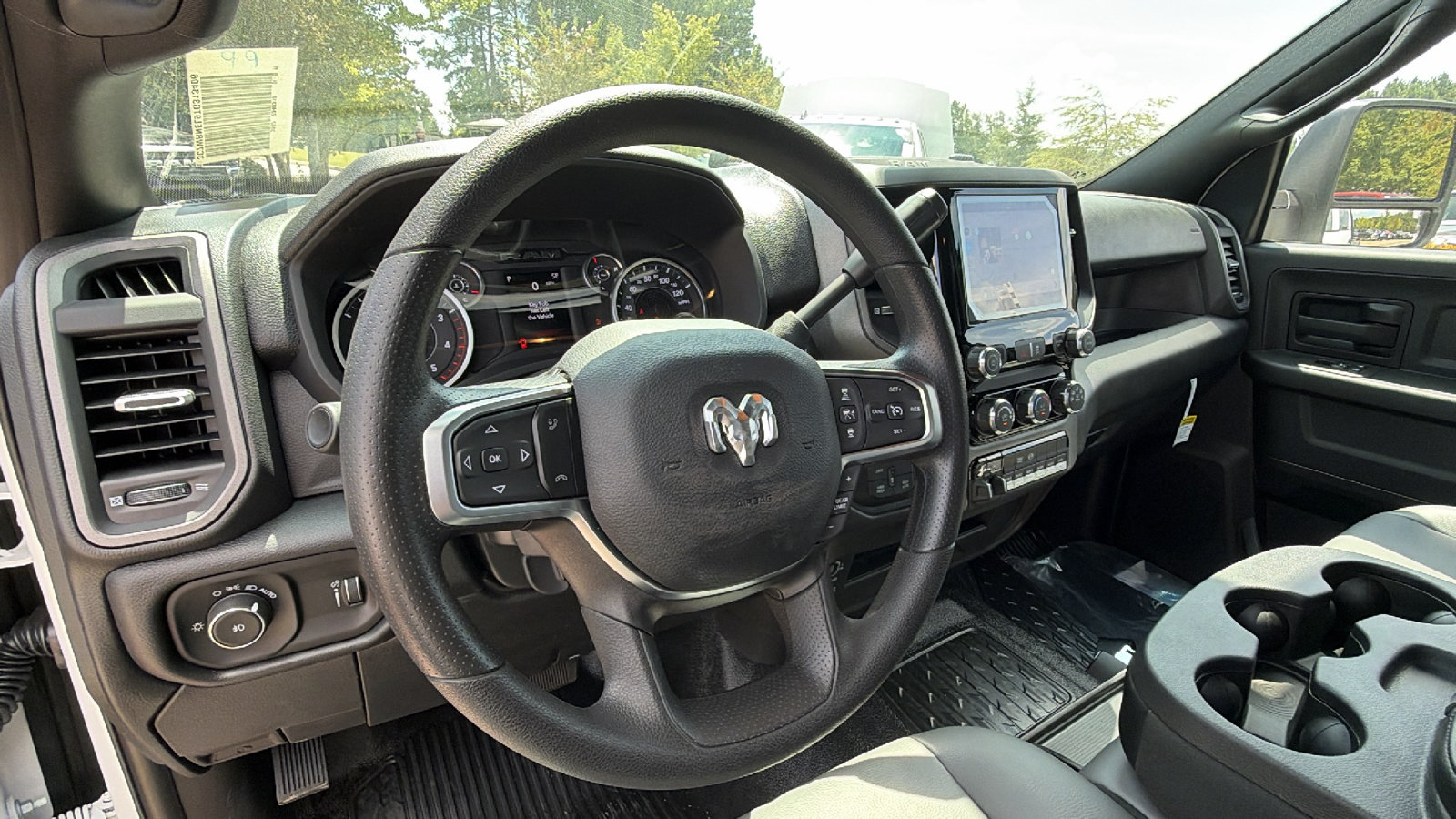 New 2026 RAM 5500 Tradesman w/ Chrome Appearance Group AWD/4WD image 21