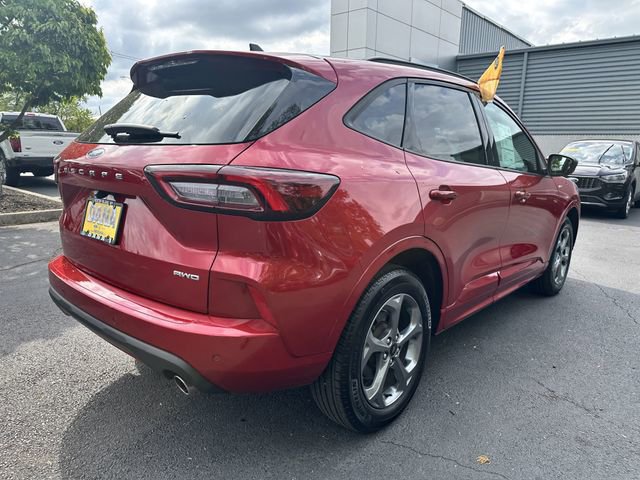 Certified 2024 Ford Escape ST-Line w/ Tech Pack #1 AWD/4WD image 5