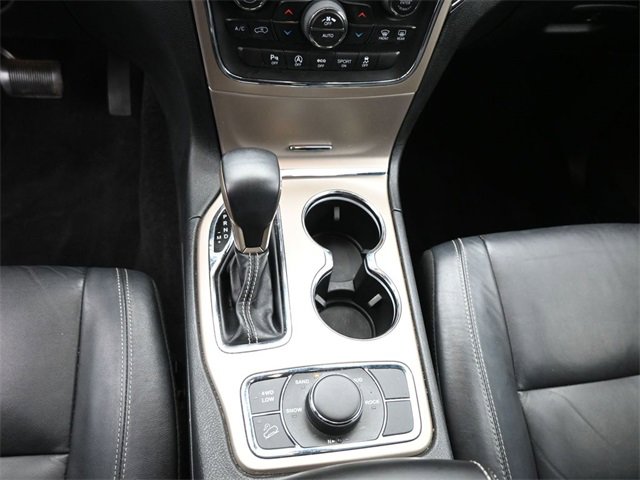 Used 2017 Jeep Grand Cherokee Limited image 31