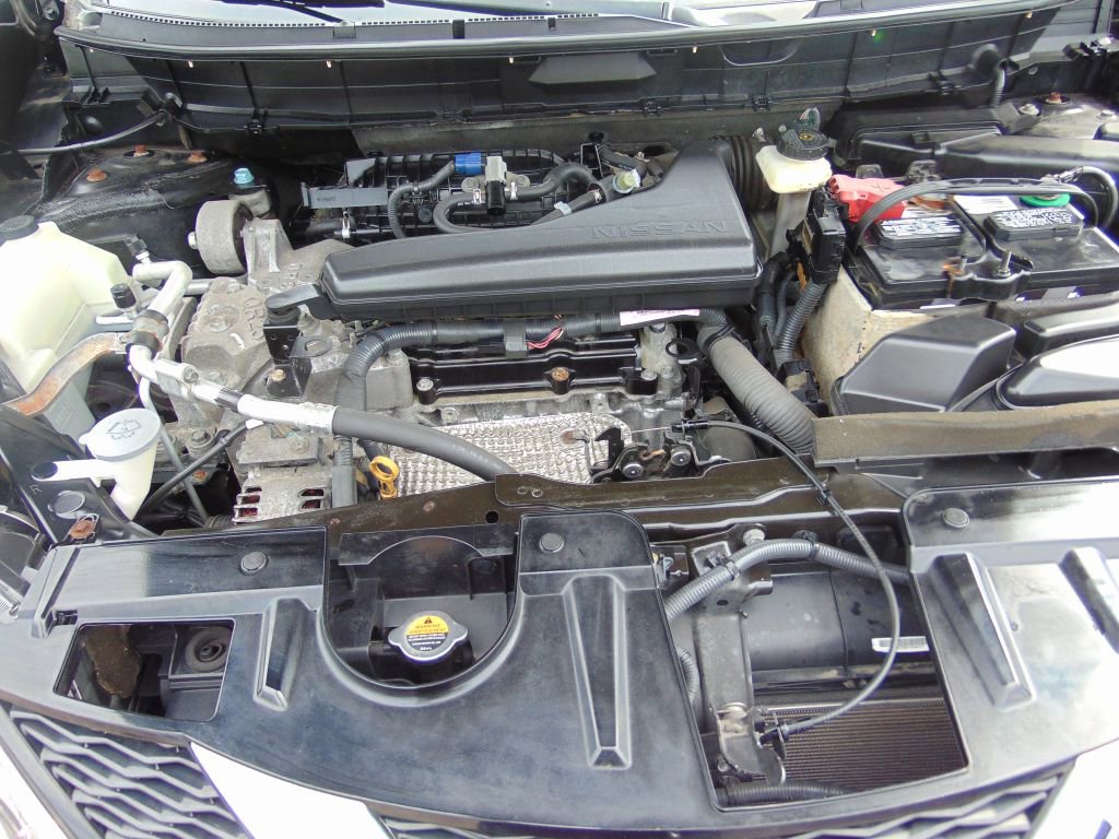 Used 2015 Nissan Rogue SL image 38