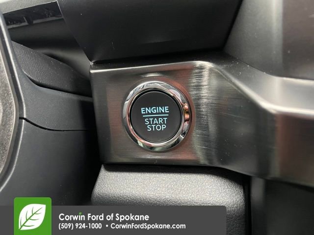 Certified 2024 Ford F250 Lariat w/ Chrome Package image 31
