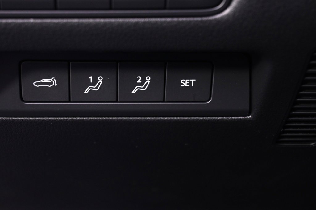 Used 2025 MAZDA CX-50 2.5 Hybrid w/ Premium Plus Pkg image 25