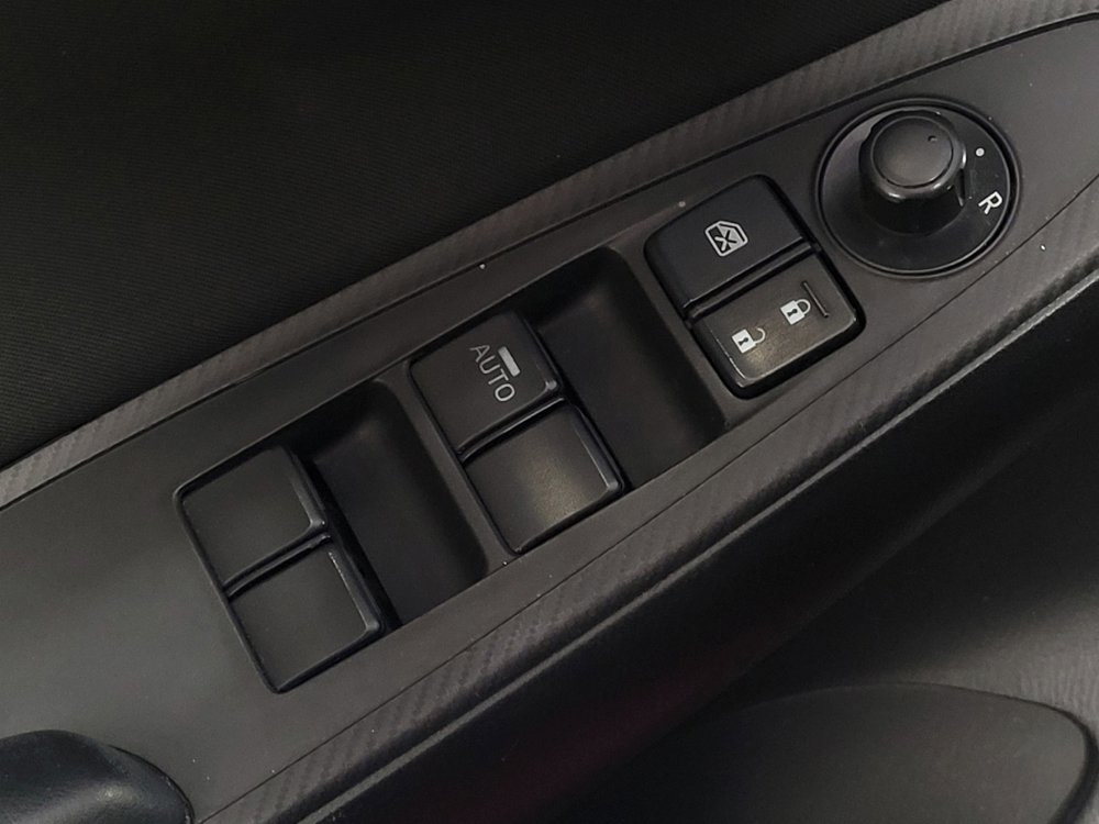 Used 2018 Toyota Yaris iA FWD image 27