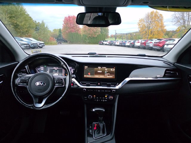 Used 2020 Kia Niro EX Premium FWD image 18