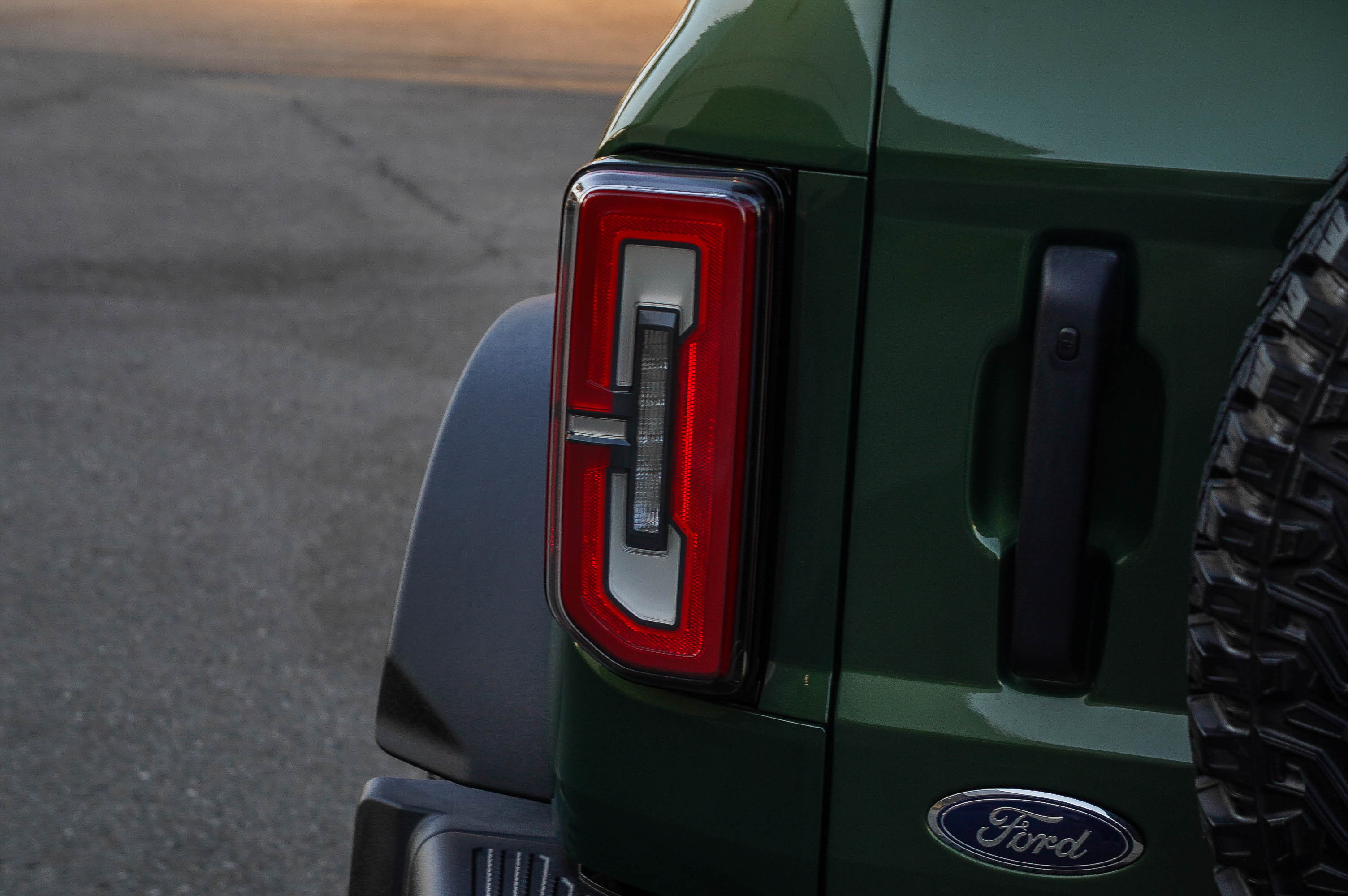 Used 2022 Ford Bronco Badlands w/ Sasquatch Package AWD/4WD image 7