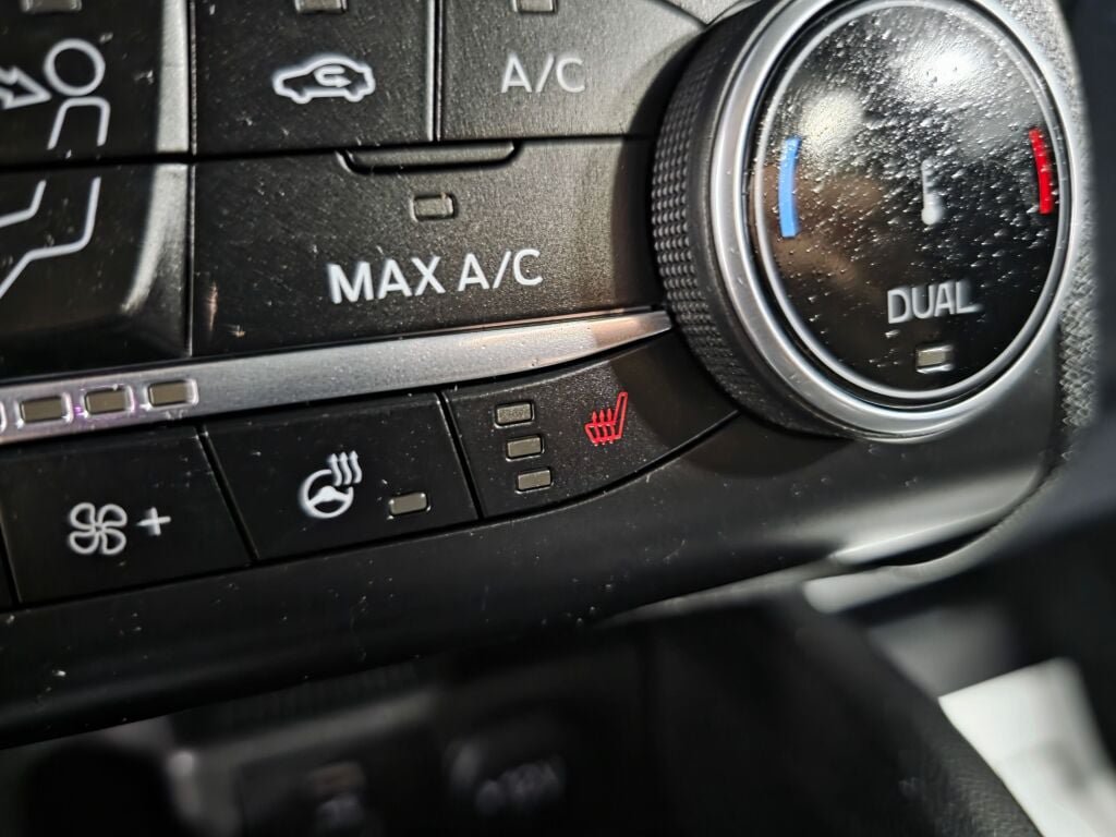 Used 2023 Ford Escape ST-Line Select AWD/4WD image 14