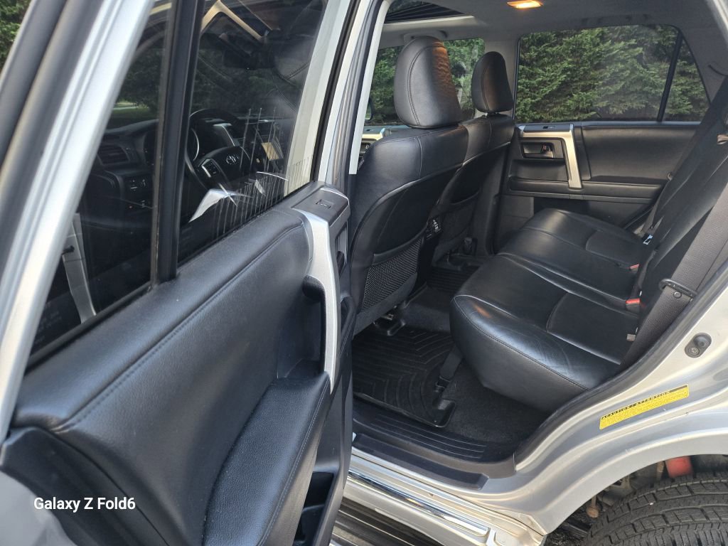 Used 2010 Toyota 4Runner Limited image 10