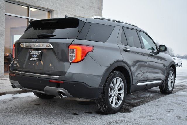 Used 2024 Ford Explorer Limited image 11
