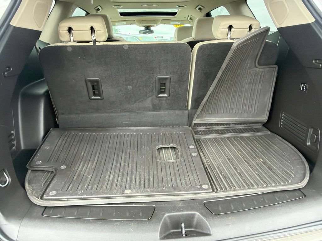 Used 2019 Buick Enclave Premium w/ Experience Buick Package AWD/4WD image 31