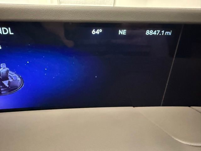 Used 2025 Lincoln Nautilus Premier image 19