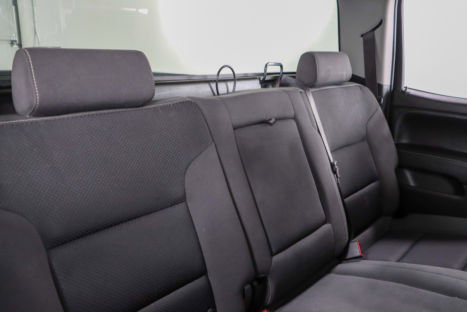 Used 2018 Chevrolet Silverado 1500 LT AWD/4WD image 28