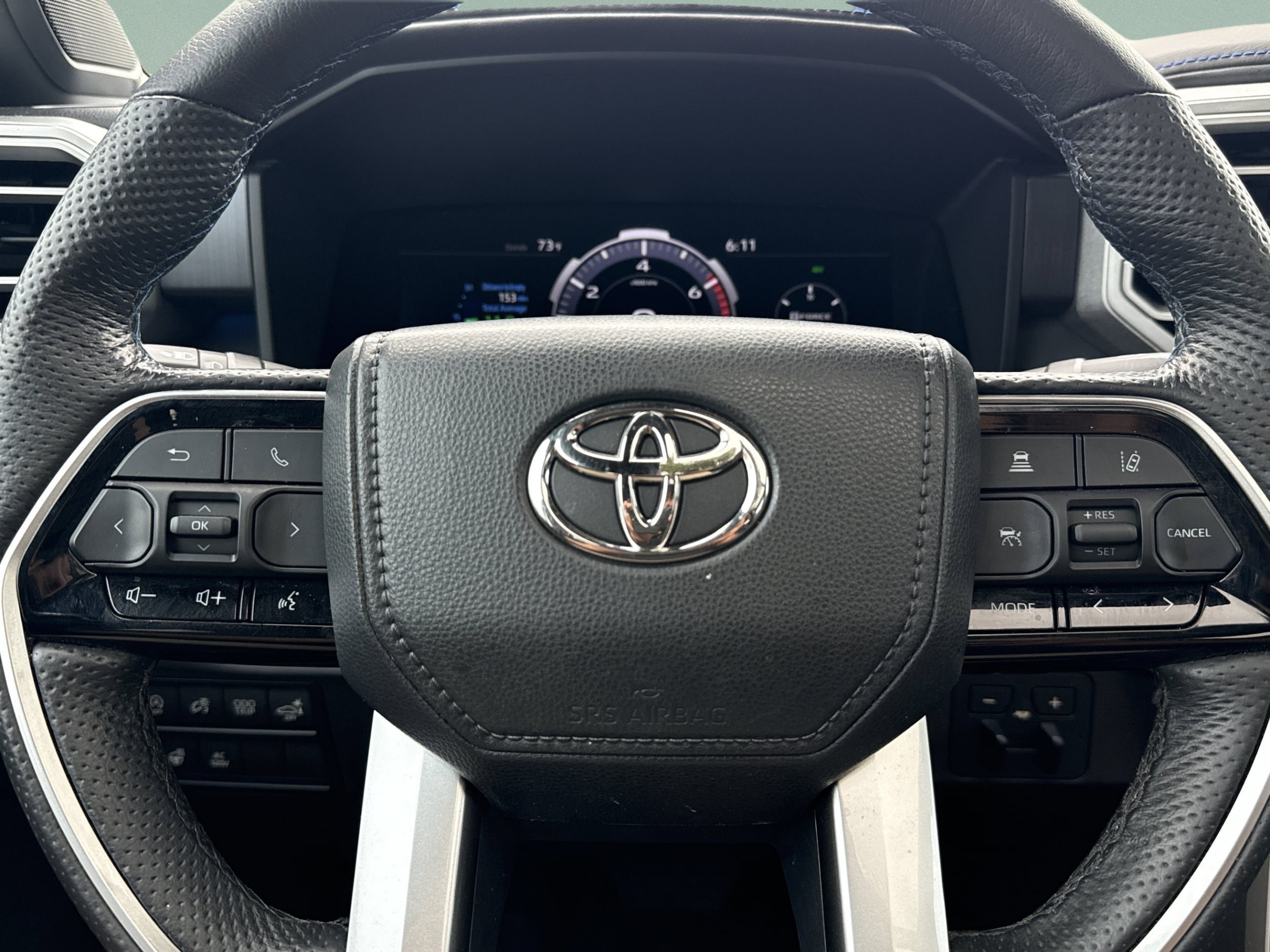 Used 2023 Toyota Tundra Platinum AWD/4WD image 18