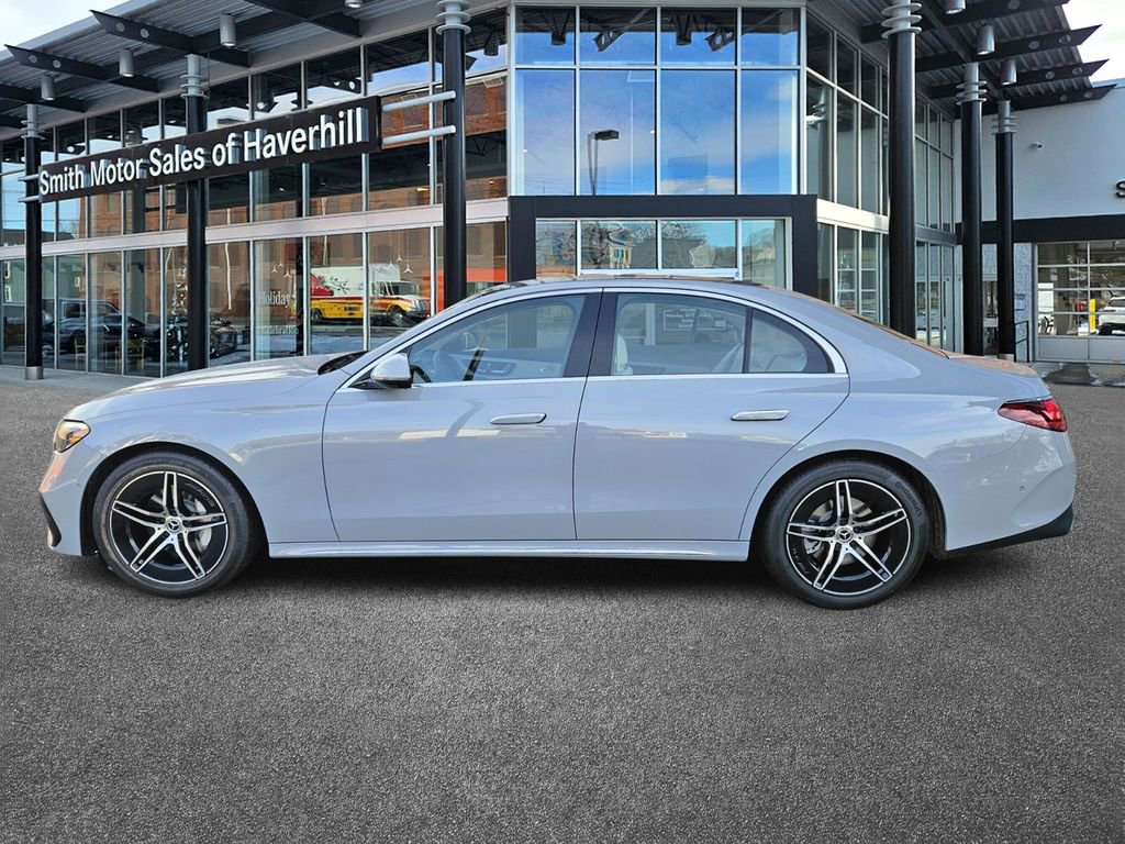 New 2026 Mercedes-Benz E 350 4MATIC Sedan image 2